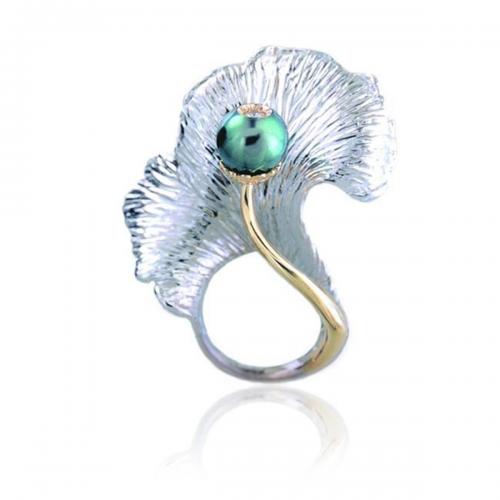 Freeform Ring With Diamond In A Pearl Setting